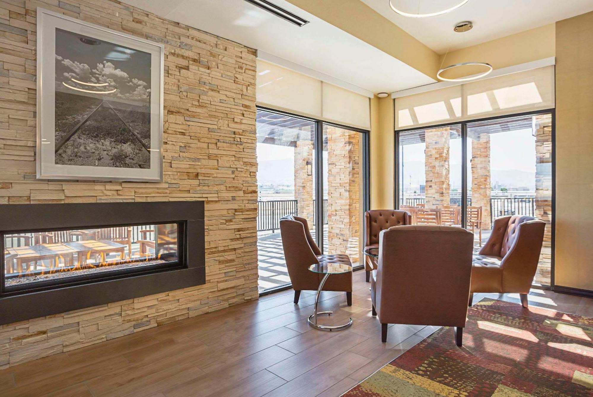 The Hotel At Sunland Park Casino El Paso, Ascend Hotel Collection Extérieur photo